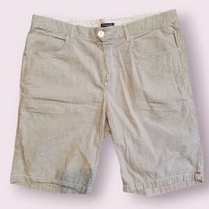 Toad & Co Men's Size 34 Tan And White Checkered Shorts Chinos EUC